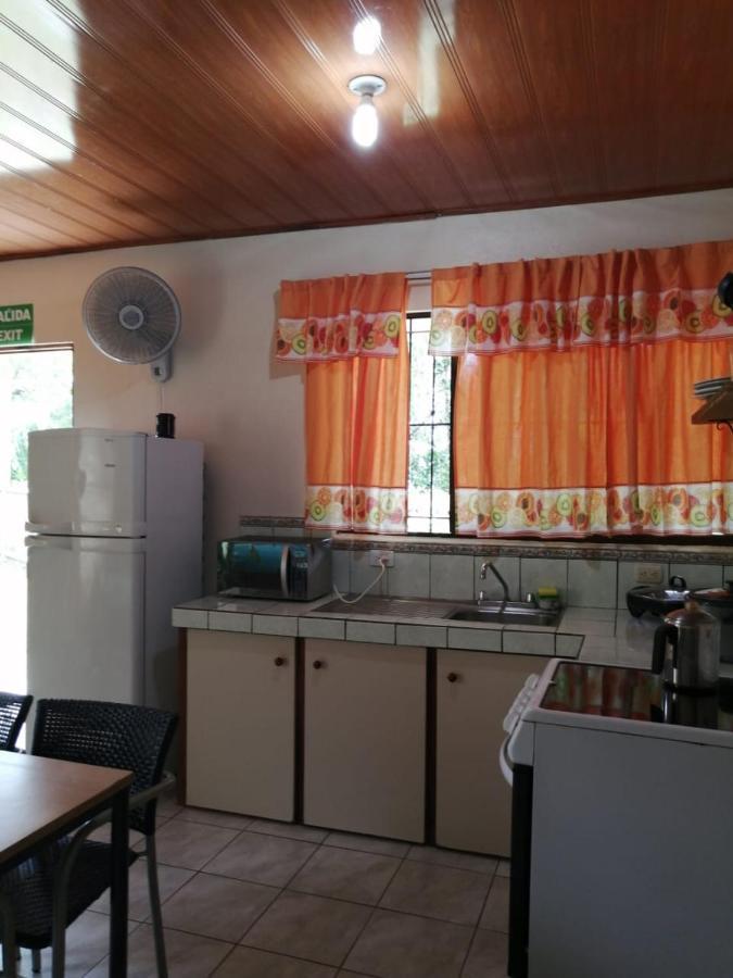 Cahuita Lodge Ngoại thất bức ảnh